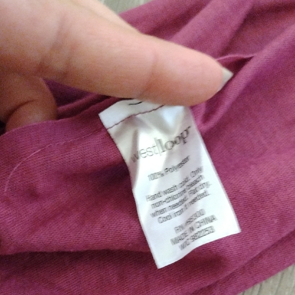 West Loop Vibrant Pink Scarf - Picture 5 of 10